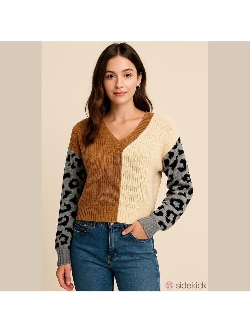 Blu Pepper Brown and Cream V-Neck Sweater, Size Medium, Acrylic, Lightweight.